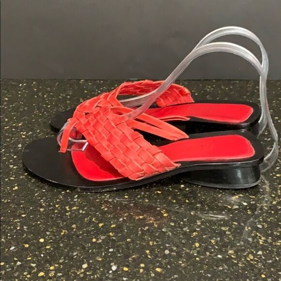 Bernardo Woven Toe Ring Sandals - Picture 2 of 7